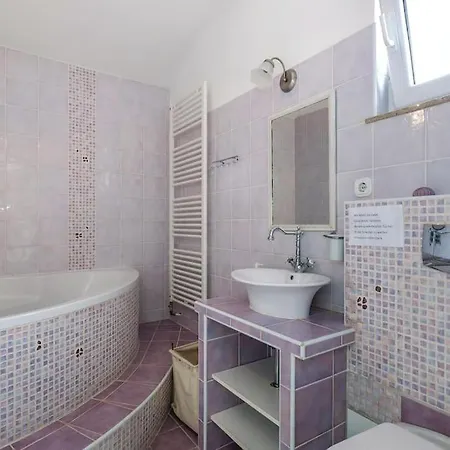 Prázdninový dům Sweet Home- Rab